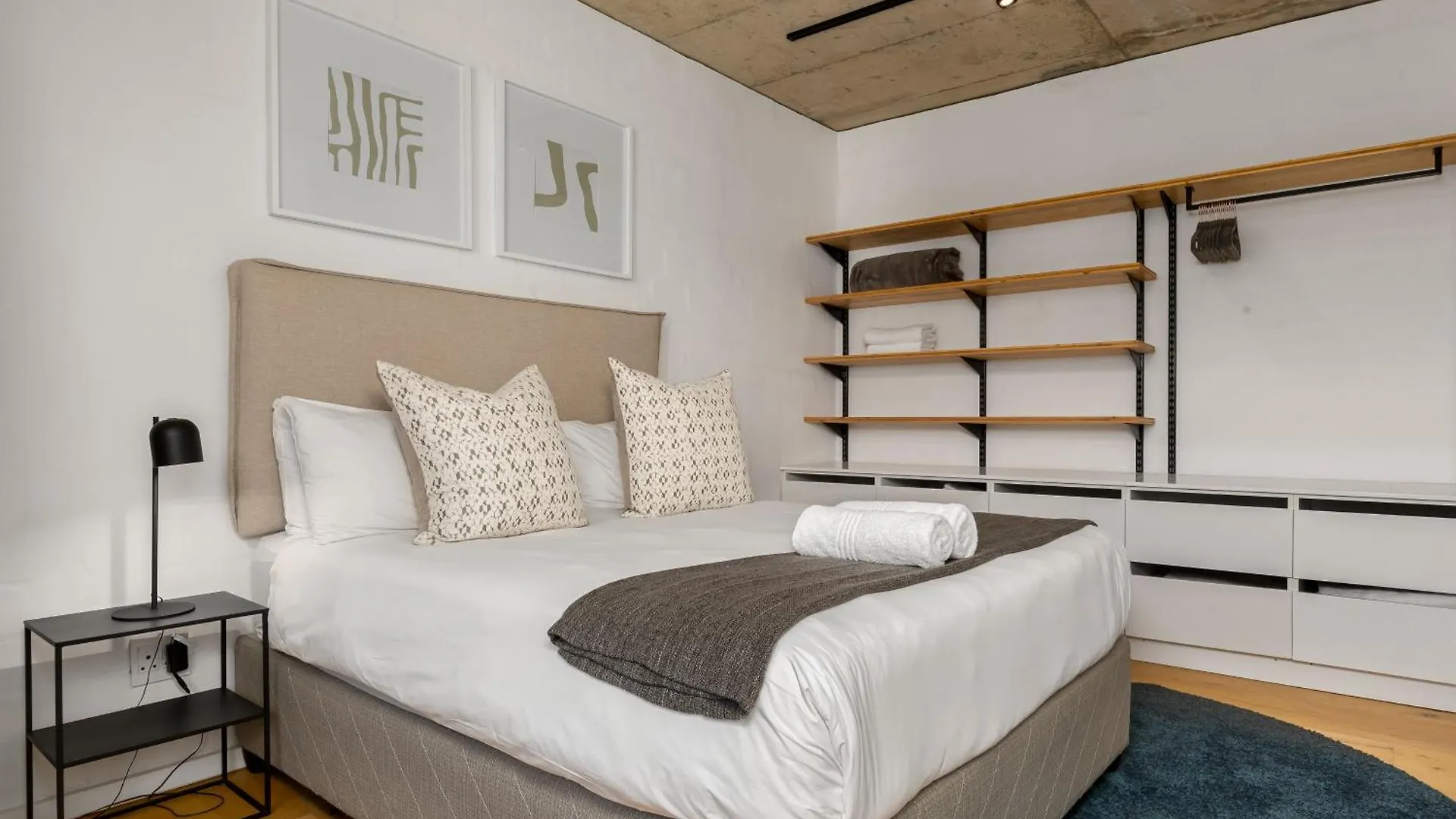 ケープタウンLuxe Penthouse L Private Pool L Mountain Viewsアパートメント
